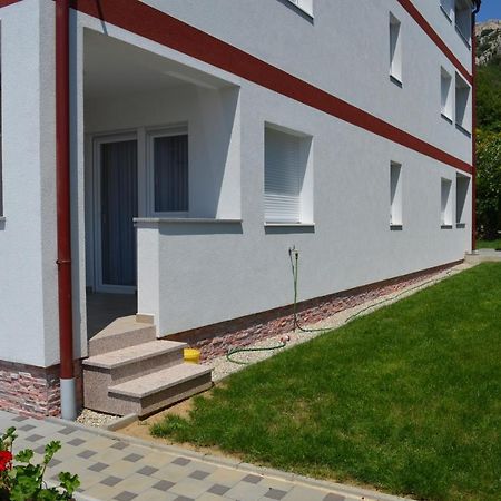 Apartments Susec บัชกา ภายนอก รูปภาพ