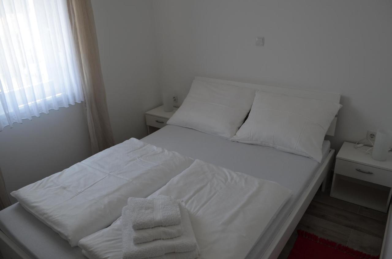 Apartments Susec บัชกา ภายนอก รูปภาพ